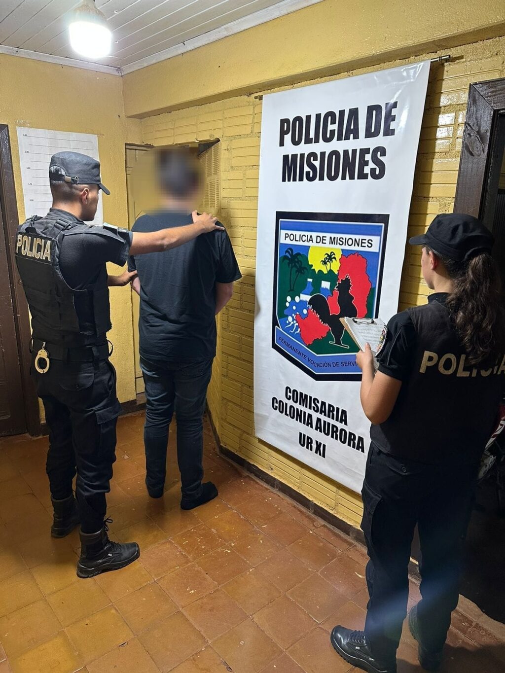 INSULTO A LA POLICÍA