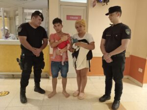 POLICIA SANVAN A BEBE