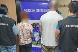 ESTAFADORES-09