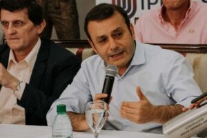 AHUAD EN COFERENCIA
